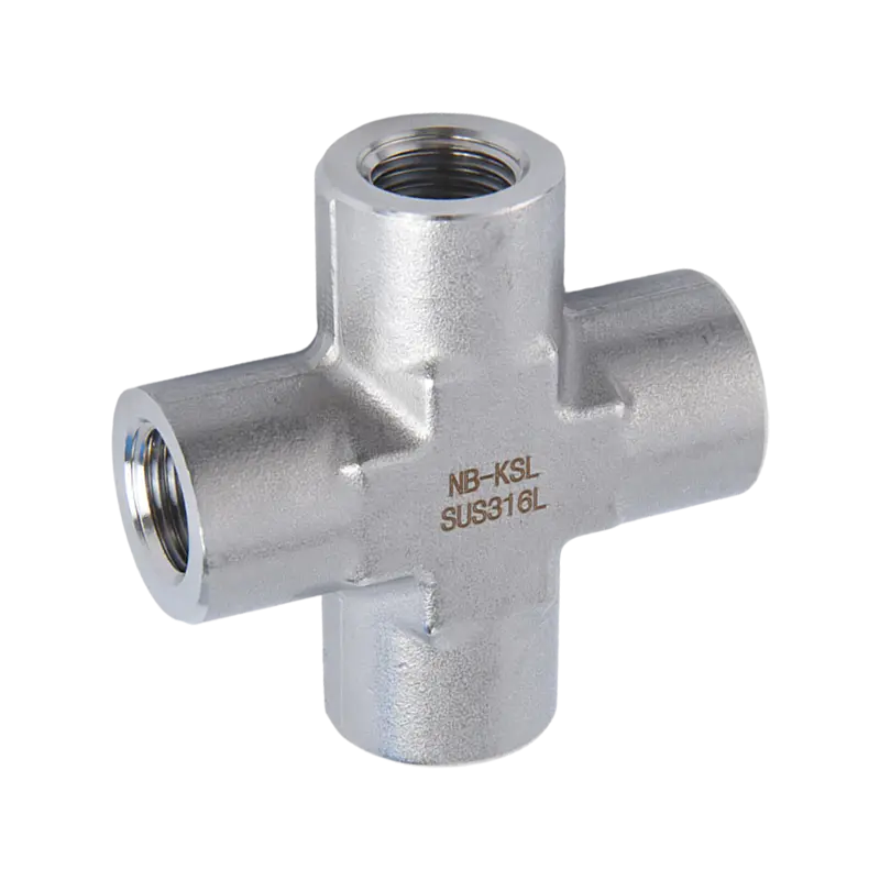 Conector cu patru căi cu filet interior